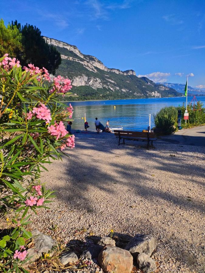 Entre Lacs Et Montagnes Cusy ภายนอก รูปภาพ